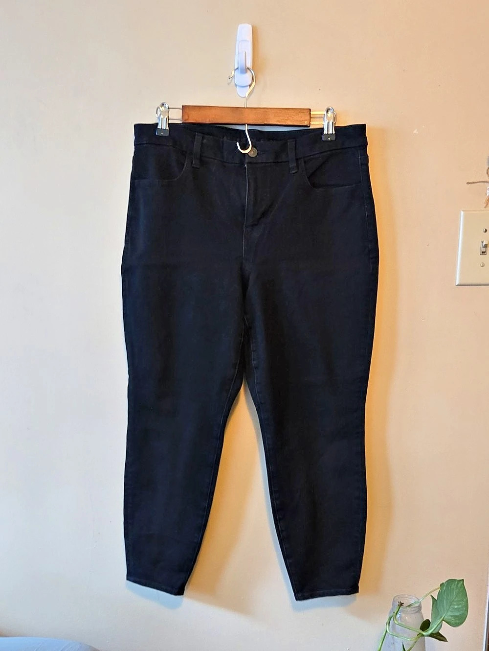American Eagle Curvy High-Rise Jegging Black High-Rise Jeggings Waist 14 Short